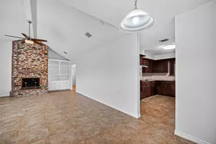 10715 Sagewind Dr, Houston, TX 77089 - Photo 20