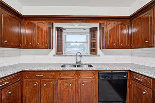 10715 Sagewind Dr, Houston, TX 77089 - Photo 12