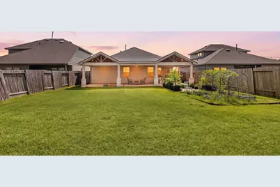 8007 Tamarind Lane, Baytown, TX 77521 - Photo 30