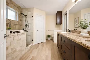 11503 Chetman Dr, Houston, TX 77065 - Photo 10