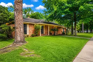11503 Chetman Dr, Houston, TX 77065 - Photo 2