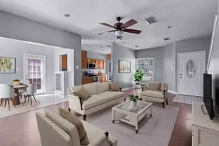 12326 Kings Chase Dr, Houston, TX 77044 - Photo 4