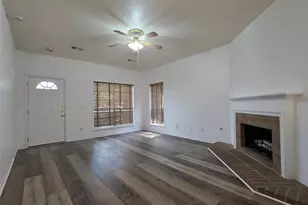 20018 Coyote Ridge Ln, Katy, TX 77449 - Photo 2