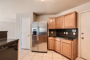 514 Remington Green Ct, Houston, TX 77073 - Photo 6