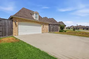 420 River Birch Dr, Lumberton, TX 77657 - Photo 4