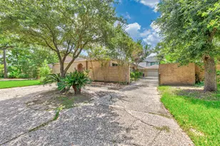 251 Gessner Rd, Houston, TX 77024 - Photo 2
