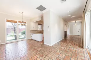 251 Gessner Rd, Houston, TX 77024 - Photo 12