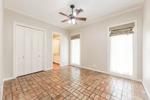 251 Gessner Rd, Houston, TX 77024 - Photo 30
