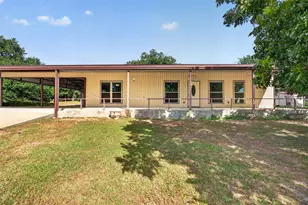 3961 Clay Crk Rd, Brenham, TX 77833 - Photo 2