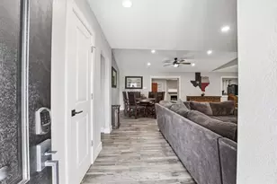 431 Dover Ln, Spring, TX 77373 - Photo 2