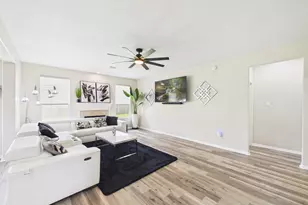 9426 Russeff Field Ln, Rosenberg, TX 77469 - Photo 14