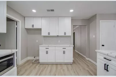 4735 Theall Road, Houston, TX 77066 - Photo 18