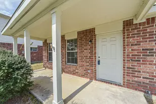 5019 Woodland Meadows Ln, Humble, TX 77346 - Photo 4