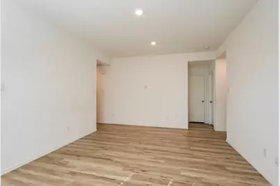 8707 Wooster Trails Drive, Baytown, TX 77521 - Photo 2