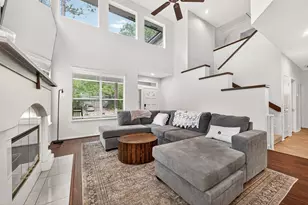 22 Winter Wheat Pl, The Woodlands, TX 77381 - Photo 2