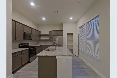 9835 Willow Creek Commerce Drive #203, Tomball, TX 77375 - Photo 4