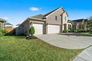 11614 Briarstone Bend Ln, Cypress, TX 77433 - Photo 2