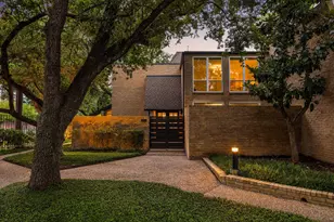 15573 Memorial Dr, Houston, TX 77079 - Photo 2