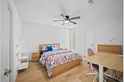 15573 Memorial Drive, Houston, TX 77079 - Photo 36