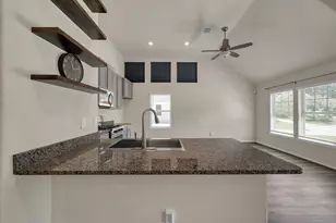 257 N Lynx Trail, Montgomery, TX 77316 - Photo 16