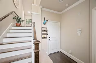 1114 W 25th St, Houston, TX 77008 - Photo 6