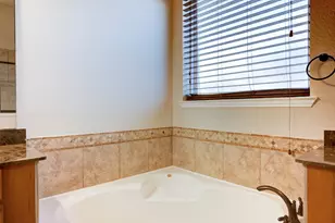 5002 Sawmill Terrace Ln, Spring, TX 77389 - Photo 22