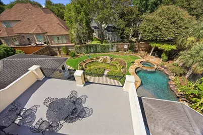13606 Starlight Harbour Court, Houston, TX 77077 - Photo 32