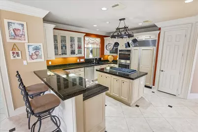13606 Starlight Harbour Court, Houston, TX 77077 - Photo 16