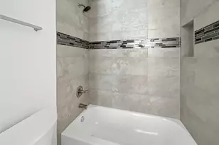 2829 Timmons Ln, Houston, TX 77027 - Photo 24