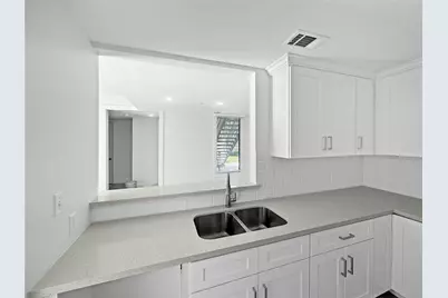 2829 Timmons Lane #209, Houston, TX 77027 - Photo 18