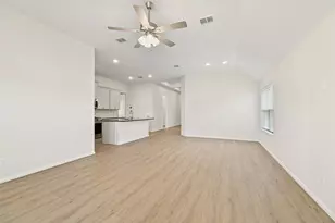 16634 Villa Del Mar Ln, Friendswood, TX 77546 - Photo 12