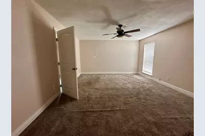 10 Forrest Lane, Angleton, TX 77515 - Photo 14
