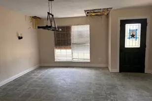 10 Forrest Ln, Angleton, TX 77515 - Photo 4