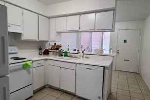 9201 Clarewood Dr, Houston, TX 77036 - Photo 10