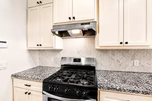 3605 Billingsley St, Houston, TX 77009 - Photo 12