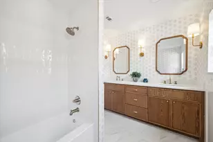 7715 Twin Hills Dr, Houston, TX 77071 - Photo 26