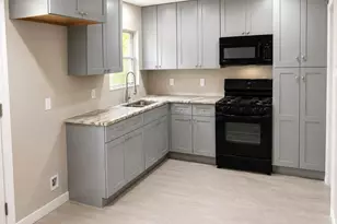 5859 Thrush St, Houston, TX 77033 - Photo 4