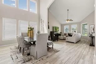 20147 Bushwick Falls Dr, Montgomery, TX 77316 - Photo 2