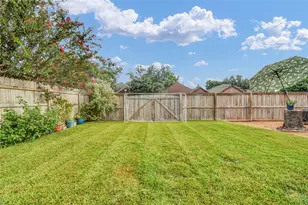 257 N Ranch House Rd, Angleton, TX 77515 - Photo 50