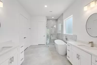 114 Bentwood Dr, Montgomery, TX 77356 - Photo 12