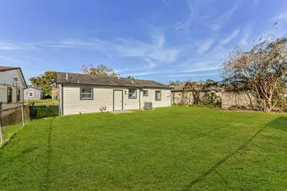 3305 Stallings Drive, Houston, TX 77088 - Photo 24