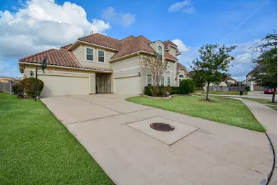 6302 Kennedy Hills Court, Sugar Land, TX 77479 - Photo 2