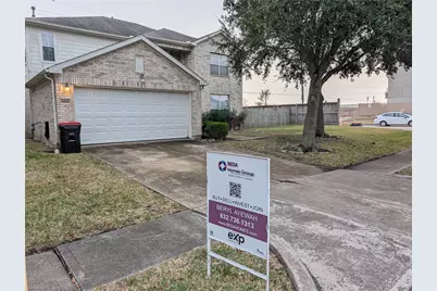 15527 Waumsley Way, Sugar Land, TX 77498 - Photo 2