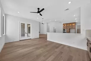 2505 Barton Crk Trl Dr, Friendswood, TX 77546 - Photo 20