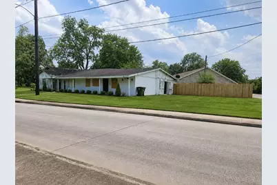 9203 W Montgomery Road, Houston, TX 77088 - Photo 10