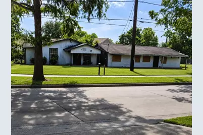 9203 W Montgomery Road, Houston, TX 77088 - Photo 1