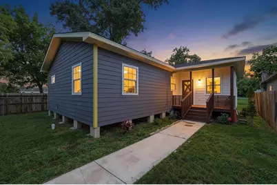 6731 Couch Street, Houston, TX 77091 - Photo 1