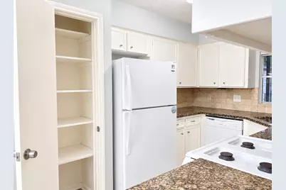 1326 Barrowgate Drive, Sugar Land, TX 77498 - Photo 18