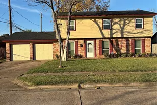 4322 Woodmont Dr, Houston, TX 77045 - Photo 1