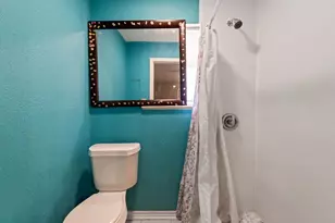 1014 48th St, Galveston, TX 77551 - Photo 10